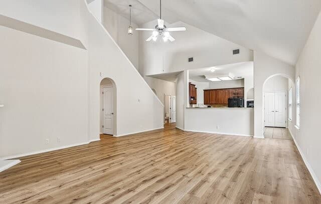 24806  Cloudy Crk, San Antonio, TX 78255 — photo 10
