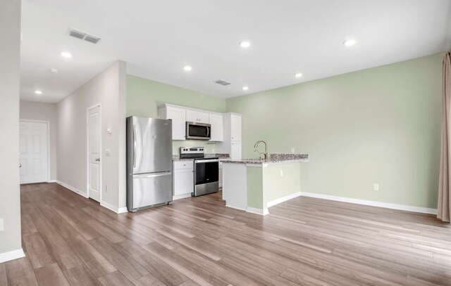 7723  Fern Holw, San Antonio, TX 78252 — photo 6