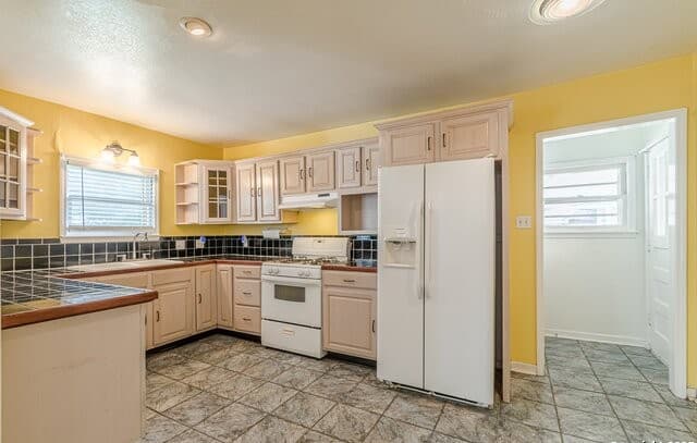416  Alexander Hamilton Dr, San Antonio, TX 78228 — photo 10