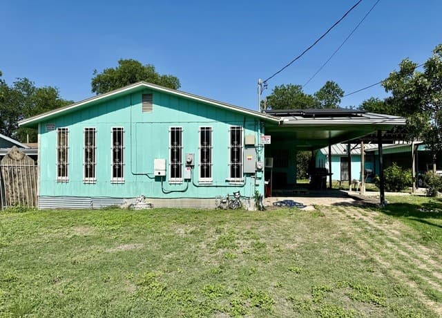 216 N San Gabriel Ave