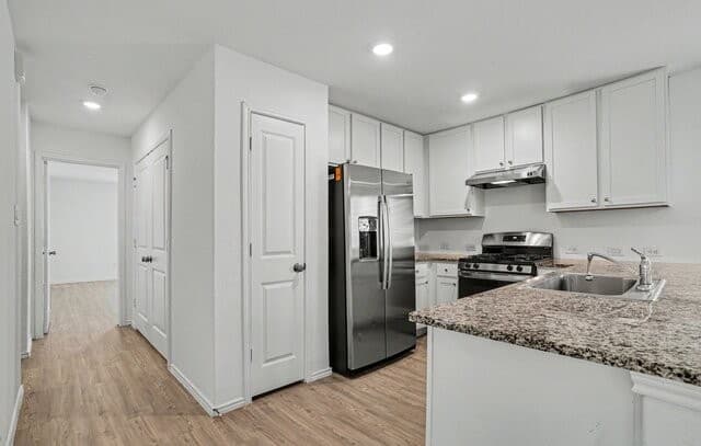 5427  Daphne Path, San Antonio, TX 78253 — photo 7