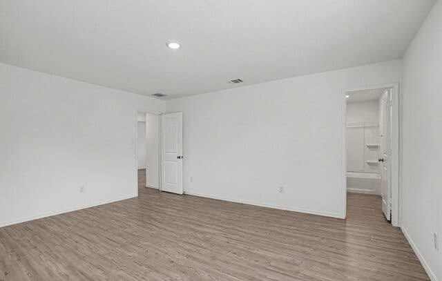 5427  Daphne Path, San Antonio, TX 78253 — photo 8