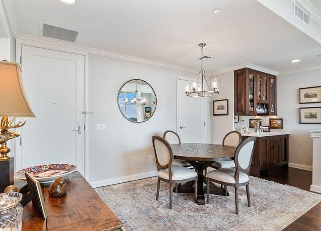 4242  Broadway Street Unit 802, San Antonio, TX 78209 — photo 2