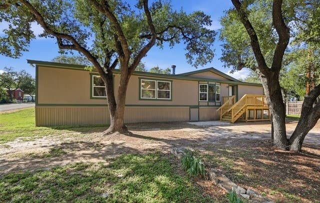507  Forest Hill St, Canyon Lake, TX 78133 — photo 3