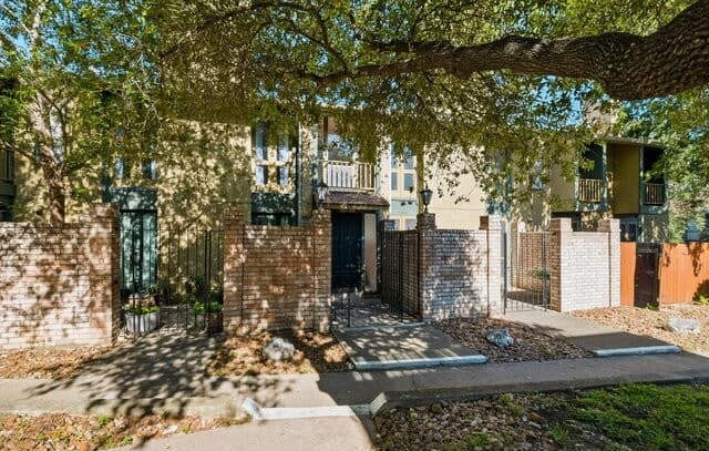 3678  Hidden Dr Unit 101, San Antonio, TX 78217 — photo 21
