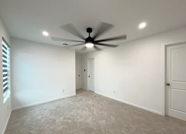 6914  Dorato Ridge, Elmendorf, TX 78112 — photo 18