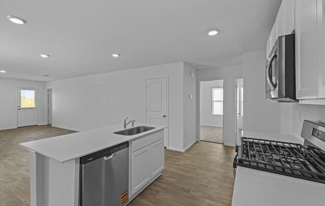16035  Mahogany Way, Elmendorf, TX 78112 — photo 8