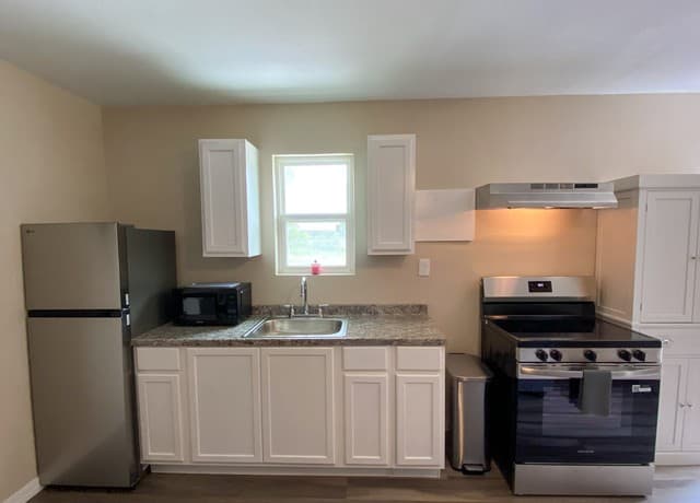107 W Jewell St Unit BLDG B, San Antonio, TX 78226 — photo 5