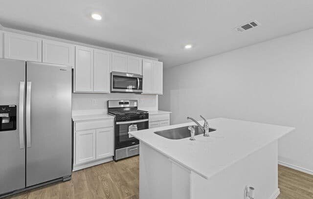16071  Mahogany Way, Elmendorf, TX 78112 — photo 12
