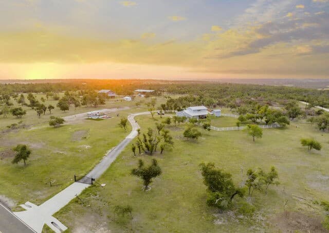 8451  Ranch Road 965, Fredericksburg, TX 78624 — photo 3