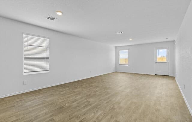 16055  Mahogany Way, Elmendorf, TX 78112 — photo 13