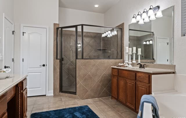 9715  Wind Gate Pkwy, San Antonio, TX 78254 — photo 15