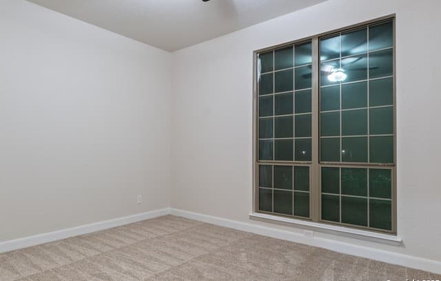 9715  Wind Gate Pkwy, San Antonio, TX 78254 — photo 24