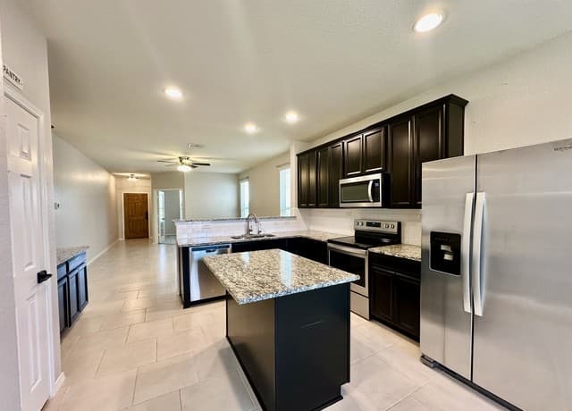452  Holly Bush, New Braunfels, TX 78130 — photo 13