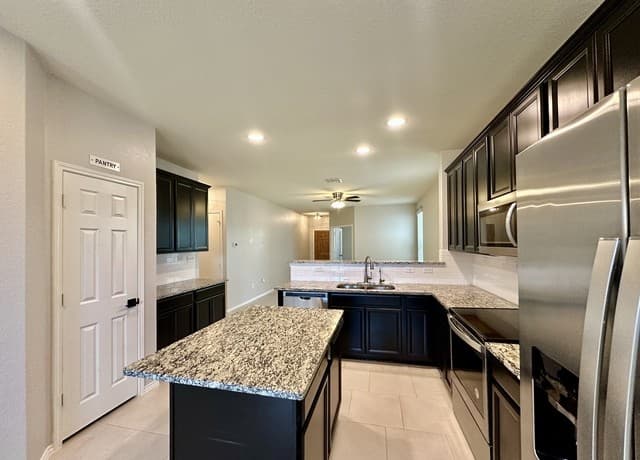 452  Holly Bush, New Braunfels, TX 78130 — photo 14