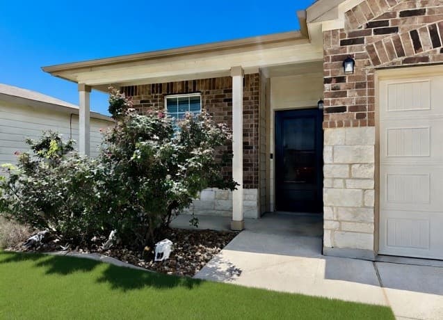452  Holly Bush, New Braunfels, TX 78130 — photo 4