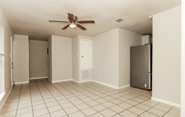 738  Sterling Drive, San Antonio, TX 78220 — photo 7