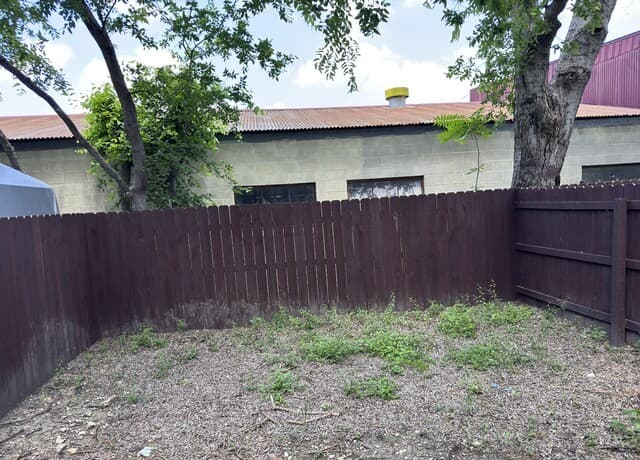 3614  Neer Unit 7, San Antonio, TX 78201 — photo 17