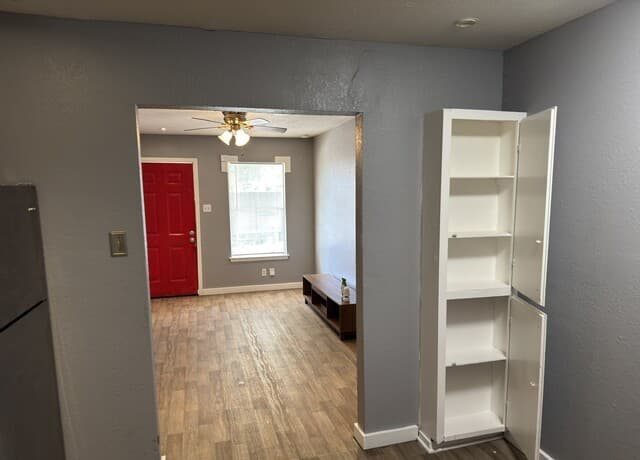 3614  Neer Unit 7, San Antonio, TX 78201 — photo 3