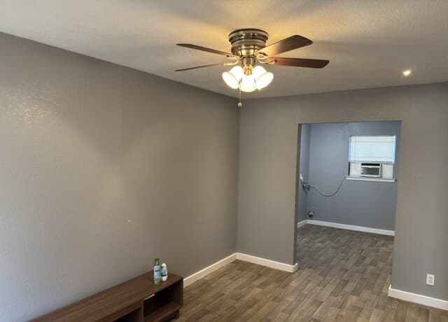 3614  Neer Unit 7, San Antonio, TX 78201 — photo 5