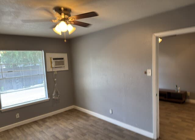 3614  Neer Unit 7, San Antonio, TX 78201 — photo 8