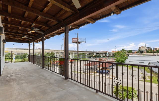 1542 N Alamo St Unit 201, San Antonio, TX 78215 — photo 24