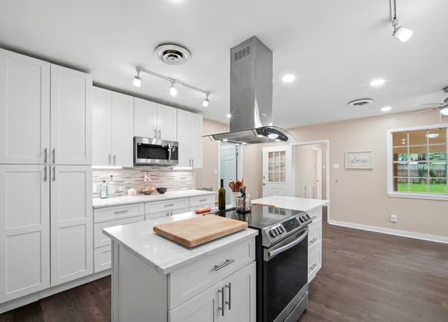 19214  Grey Forest, Helotes, TX 78023 — photo 12