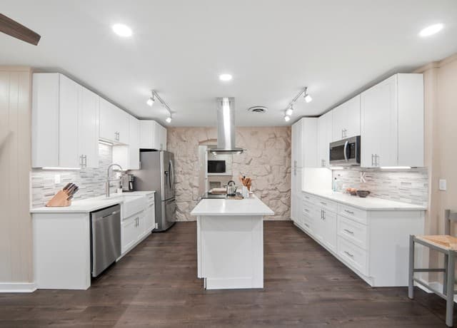 19214  Grey Forest, Helotes, TX 78023 — photo 13