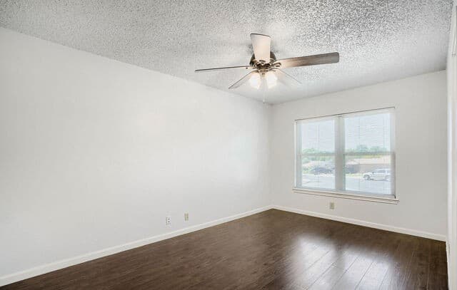 5942  Hidden Glade, San Antonio, TX 78250 — photo 4