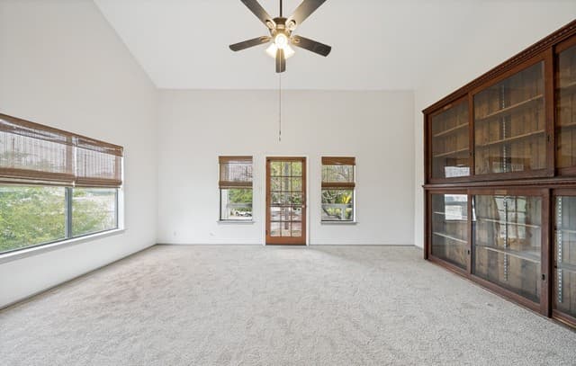 415  Albany Unit F