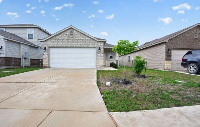 4117 Asher Aly