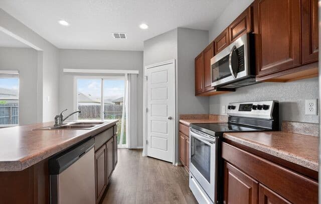 12919 Cicely Ct, St Hedwig, TX 78152 — photo 11