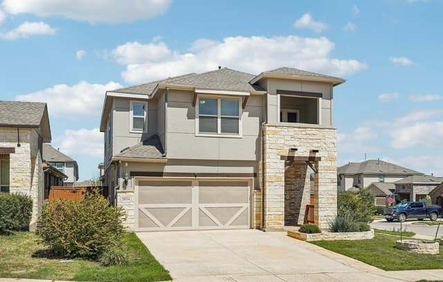 2034 Egret Ave