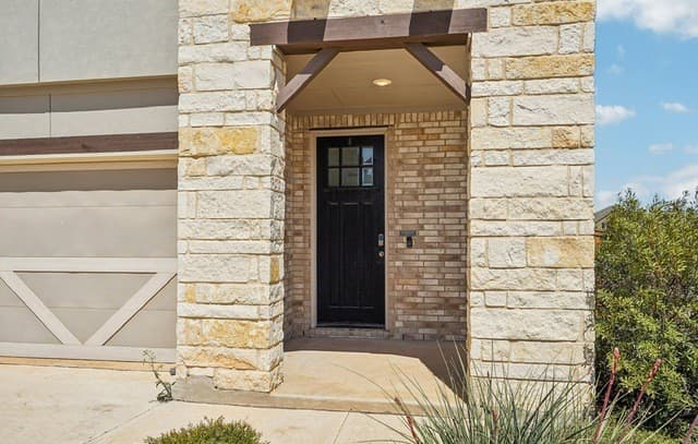 2034  Egret Ave, New Braunfels, TX 78132 — photo 3