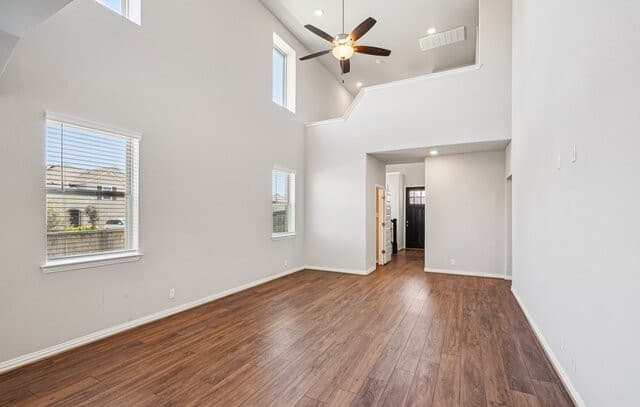 2034  Egret Ave, New Braunfels, TX 78132 — photo 4