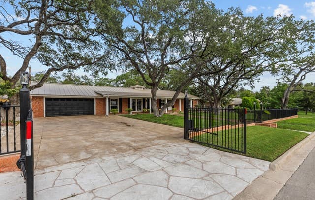 344 Prinz Dr, San Antonio, TX 78213 — photo 4