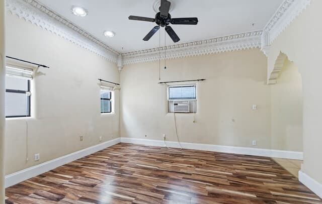 1221  Encino Dr, Pleasanton, TX 78064 — photo 10