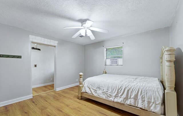 1221  Encino Dr, Pleasanton, TX 78064 — photo 14