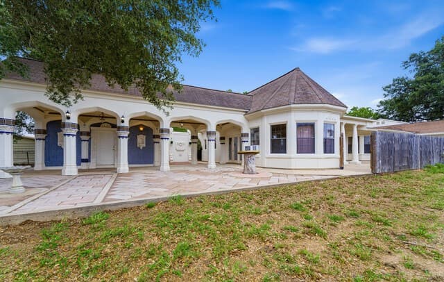 1221  Encino Dr, Pleasanton, TX 78064 — photo 25