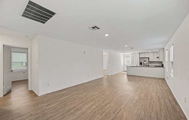 5430  Daphne Path, San Antonio, TX 78253 — photo 2