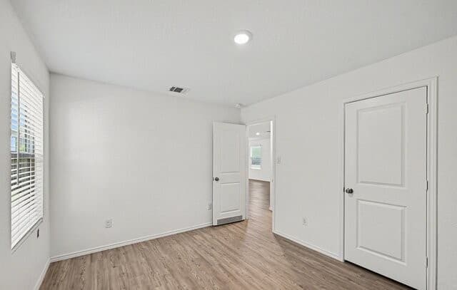 5430  Daphne Path, San Antonio, TX 78253 — photo 8