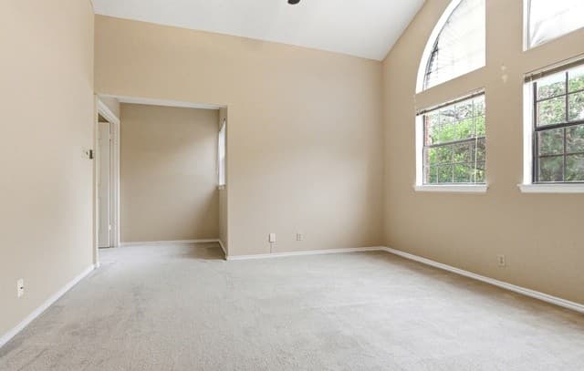 7930  Roanoke Run Unit 503, San Antonio, TX 78240 — photo 21