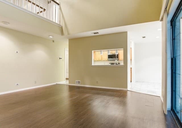 7930  Roanoke Run Unit 503, San Antonio, TX 78240 — photo 6