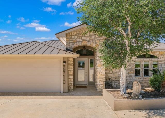 2910  Colleen Drive, Canyon Lake, TX 78133 — photo 4