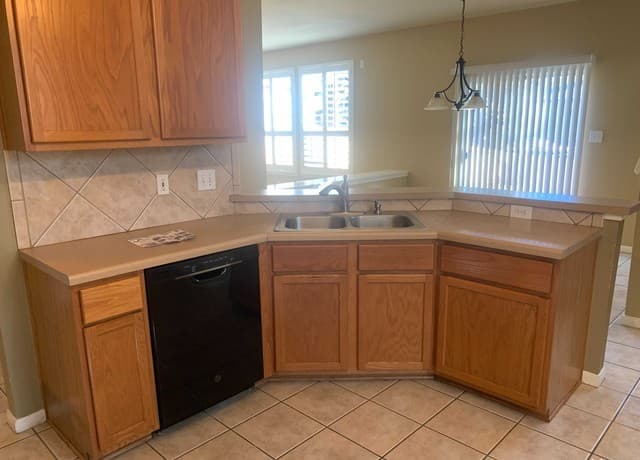 842  Windhurst, San Antonio, TX 78258 — photo 8