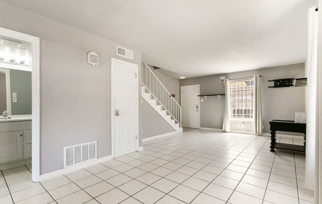 170  De Chantle Rd Unit 401, San Antonio, TX 78201 — photo 12