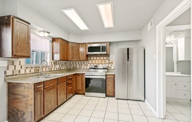 170  De Chantle Rd Unit 401, San Antonio, TX 78201 — photo 16