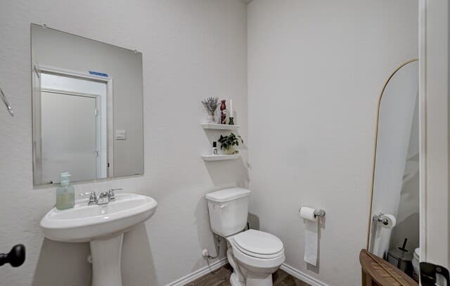 7214  Salado Creek Pkwy, San Antonio, TX 78223 — photo 14