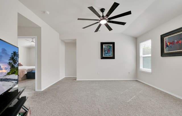 7214  Salado Creek Pkwy, San Antonio, TX 78223 — photo 16