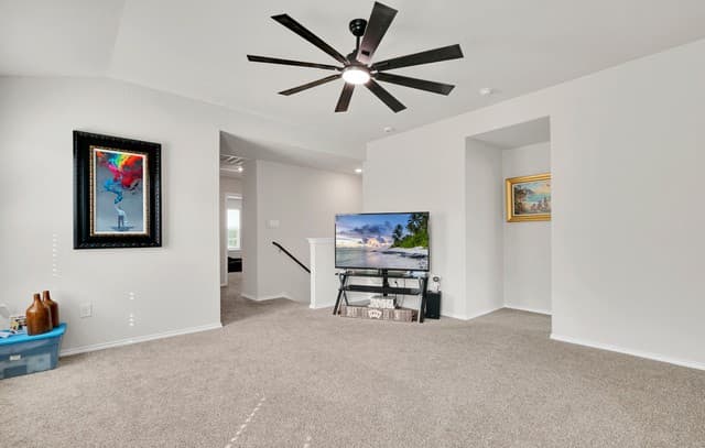 7214  Salado Creek Pkwy, San Antonio, TX 78223 — photo 17